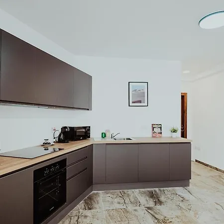 Apartament Htr Duplex Penthouse - Private Roof Jacuzzi - Views *