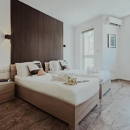 Htr Duplex Penthouse - Private Roof Jacuzzi - Views Apartament Is-Swieqi